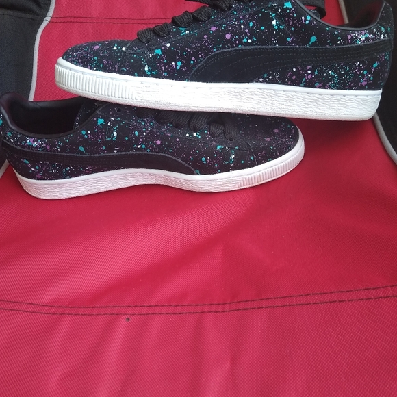 Puma - Picture 2 of 7